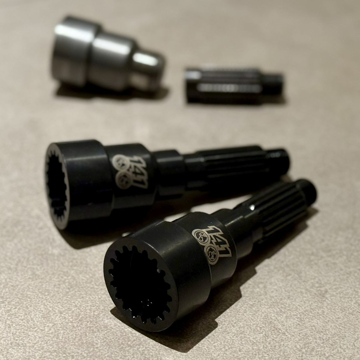 Reinforced shaft for KIK free hubs